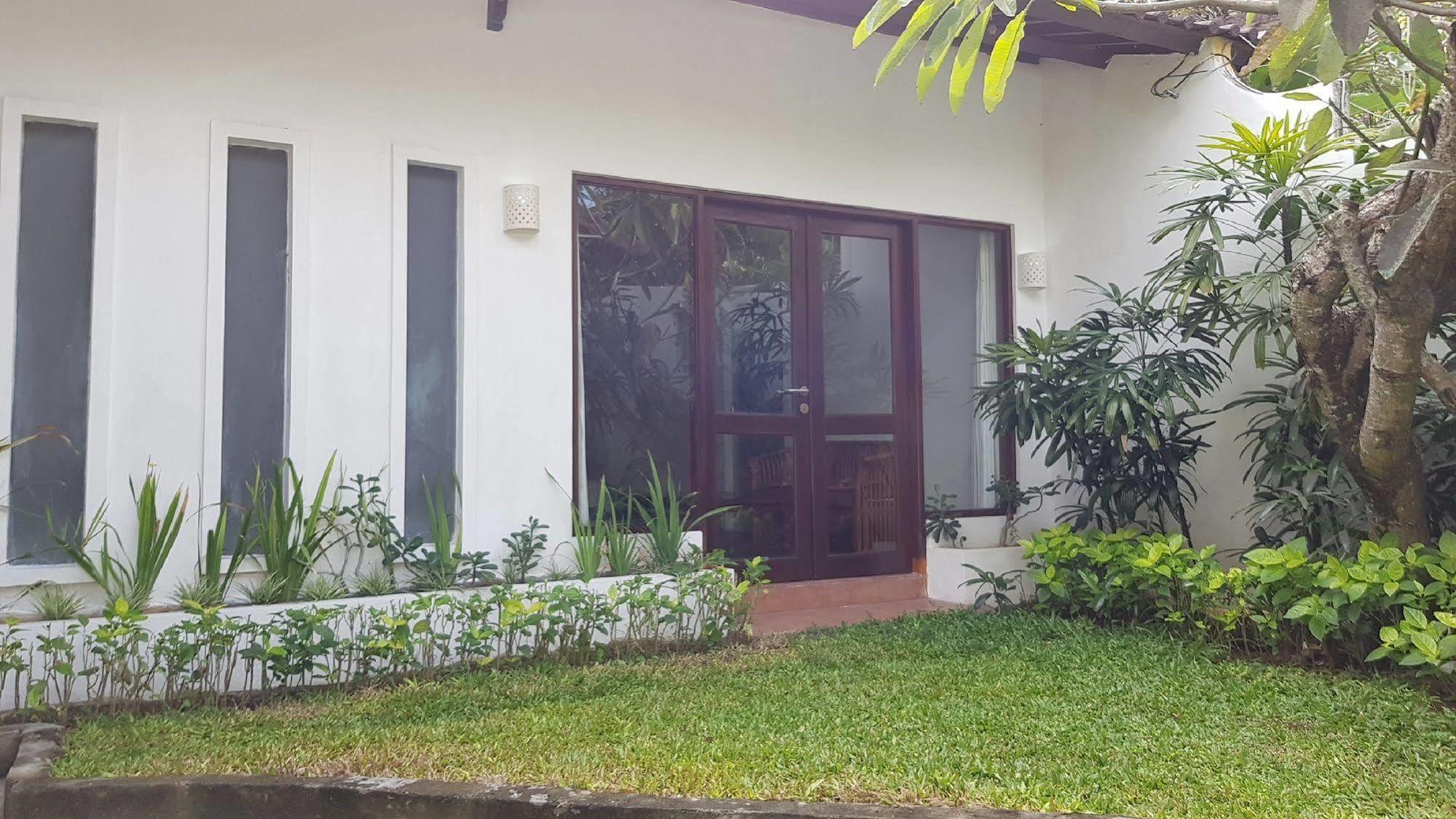 Kumpul Kumpul Villa Double Six Seminyak Dış mekan fotoğraf